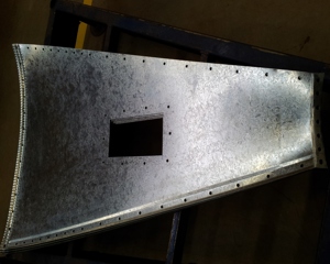 Stamped bottom hopper w/ dischager 1.83m 70th